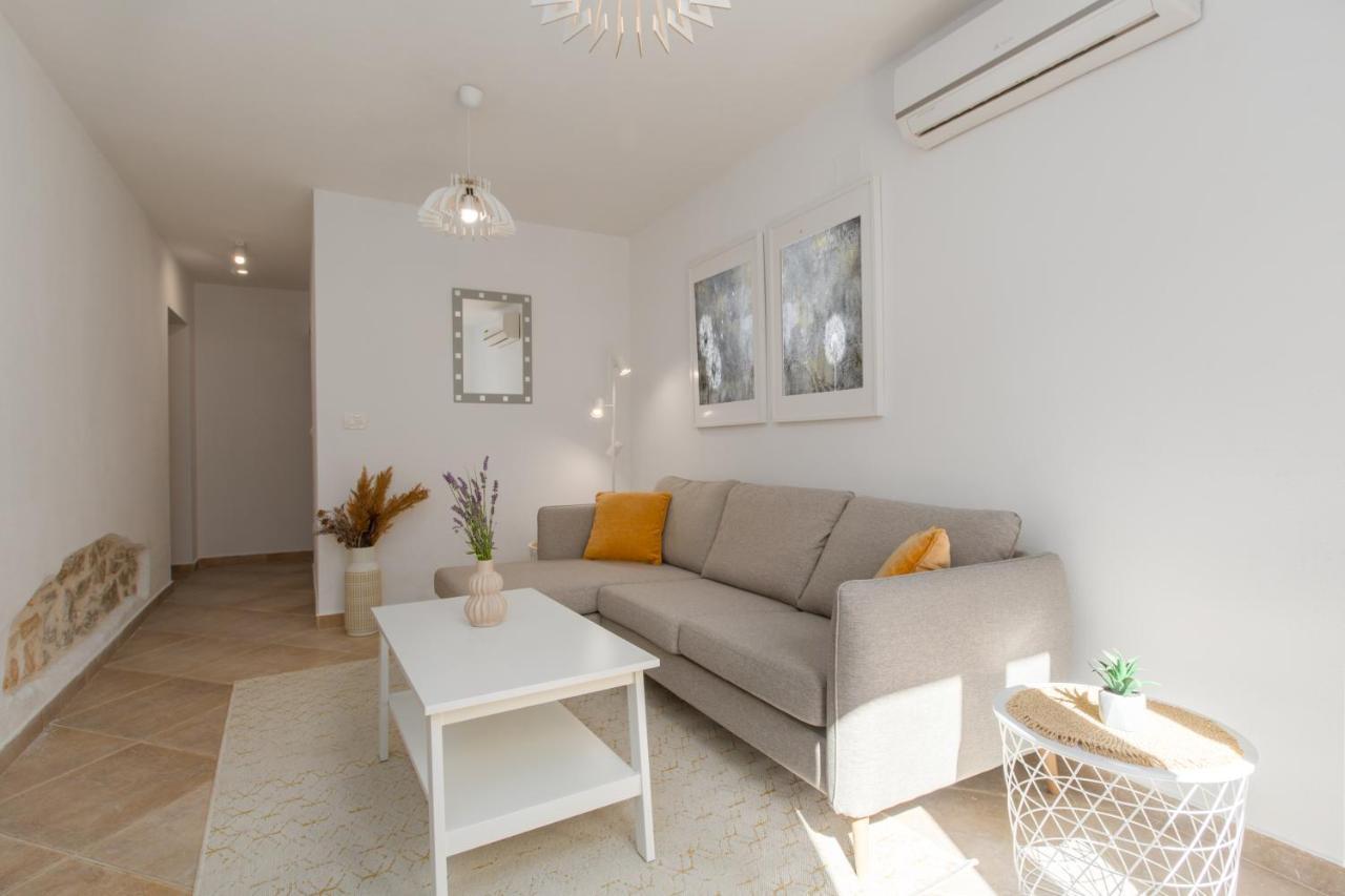 Apartments Agata Novigrad  ภายนอก รูปภาพ