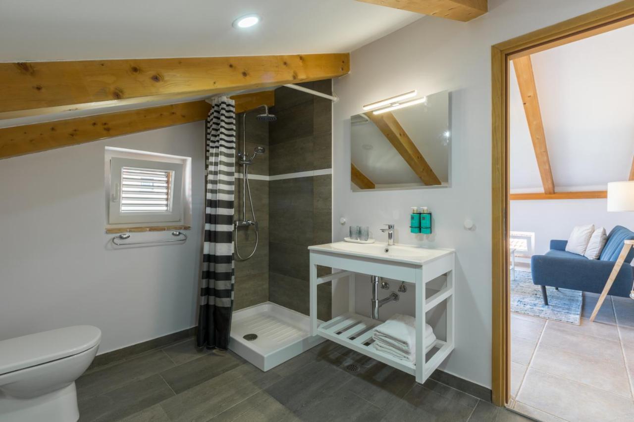 Apartments Agata Novigrad  ภายนอก รูปภาพ