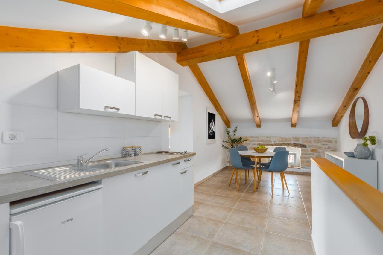 Apartments Agata Novigrad  ภายนอก รูปภาพ