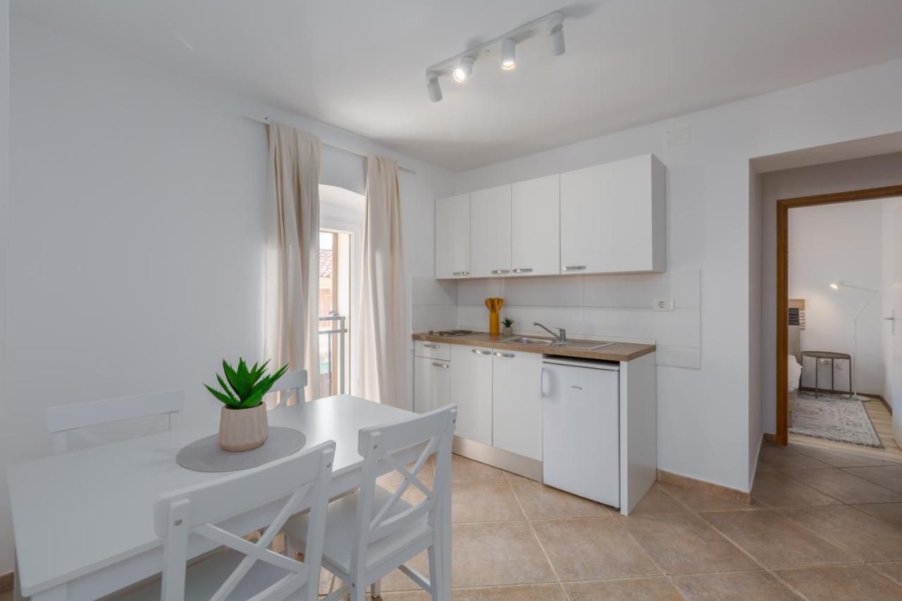 Apartments Agata Novigrad  ภายนอก รูปภาพ