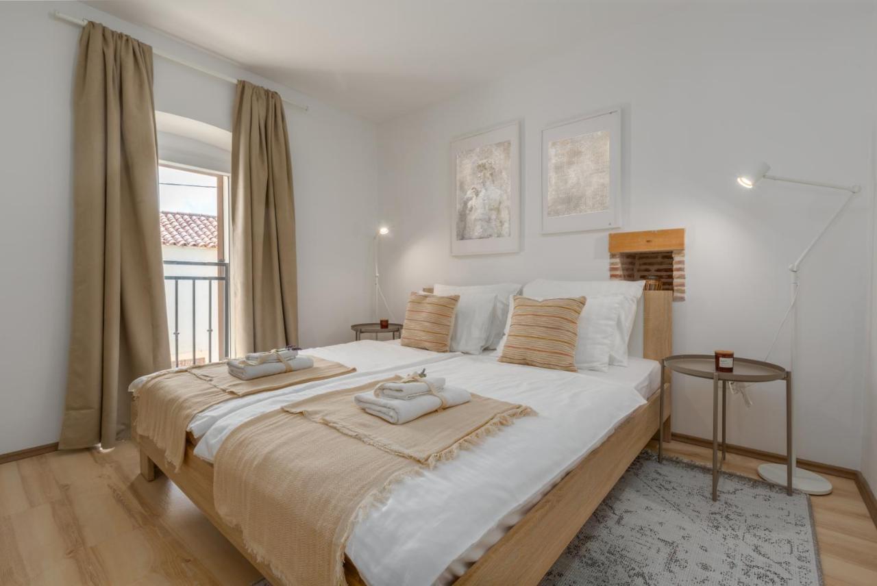 Apartments Agata Novigrad  ภายนอก รูปภาพ