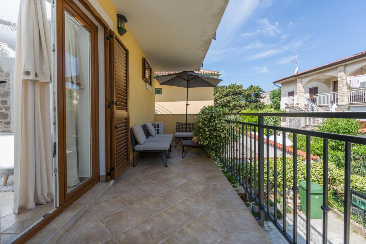 Apartments Agata Novigrad  ภายนอก รูปภาพ
