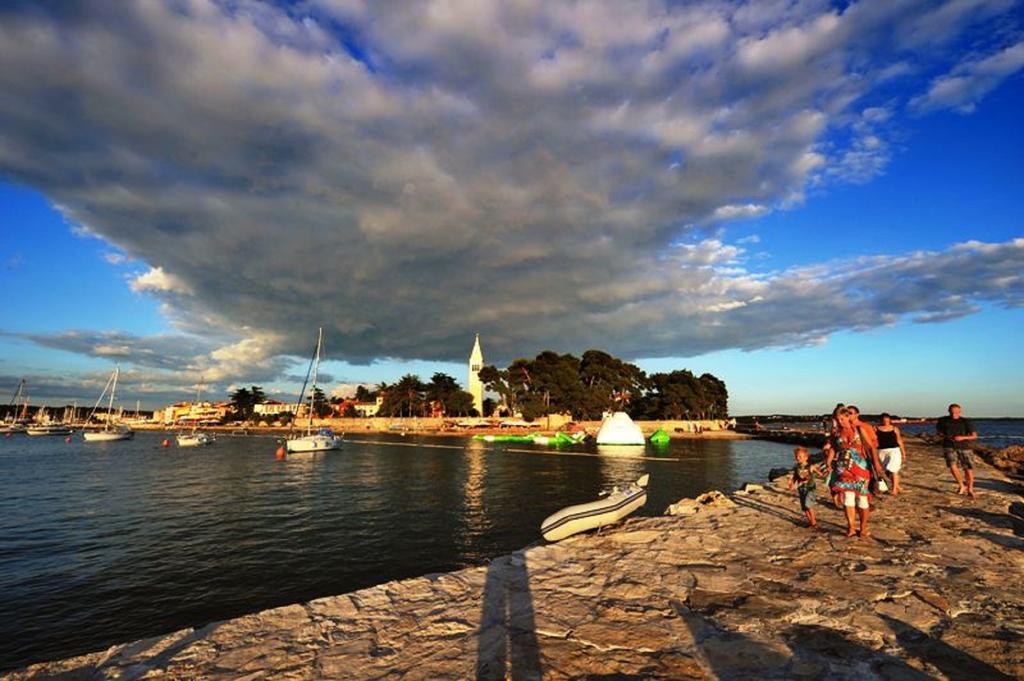 Apartments Agata Novigrad  ภายนอก รูปภาพ